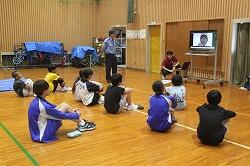 R８悪石島学園職員-08.06.16交通安全教室-78618444138.jpg