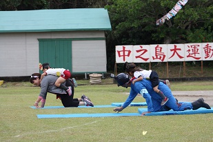 運動会1011 ブログ用　アンパンマンレース２.jpg