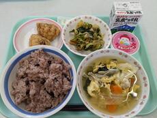 4月9日(火)給食.jpg